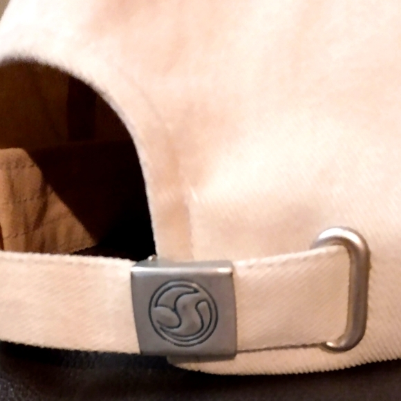 ⛳ST ANDREWS Adjustable Buckle Back, Embroidered Golf Cap,Beige,Black. - Picture 4 of 6